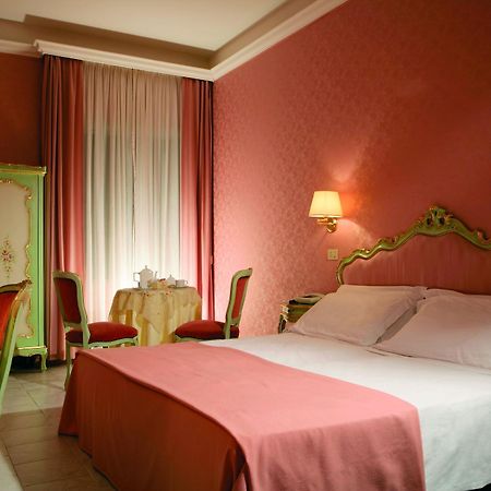 Hotel Romulus Room photo