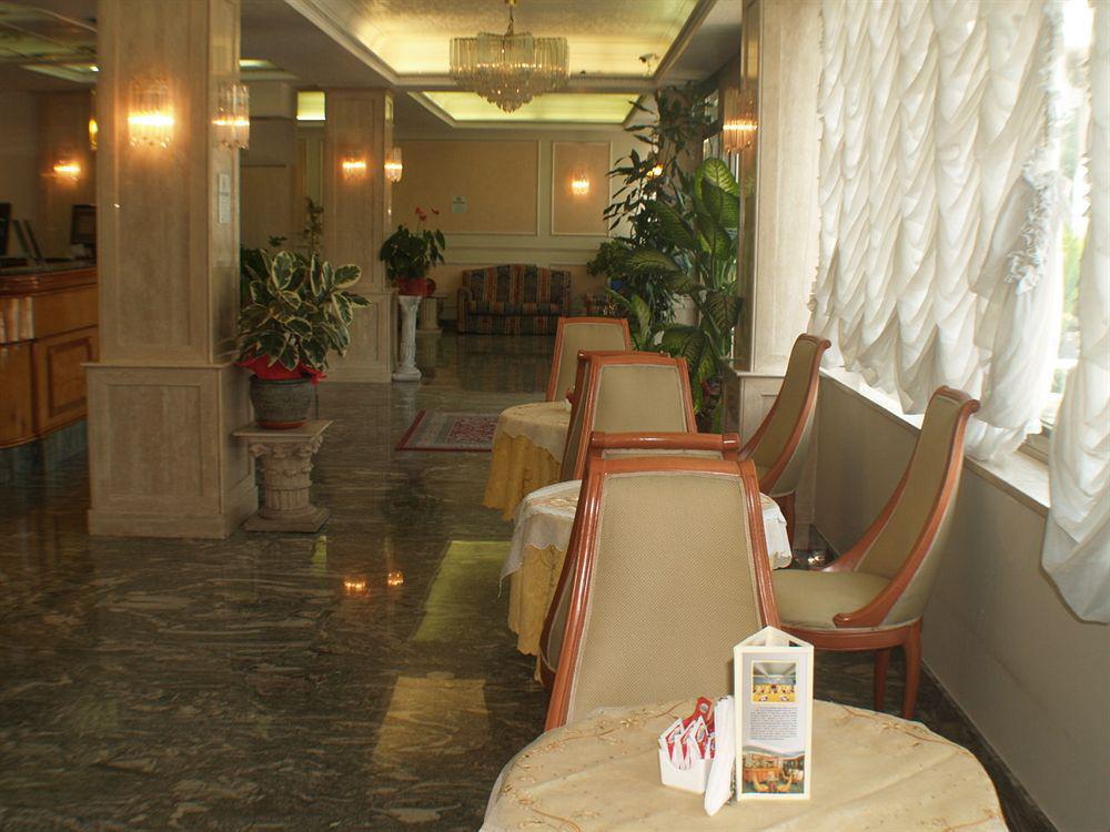 Hotel Romulus Restaurant photo
